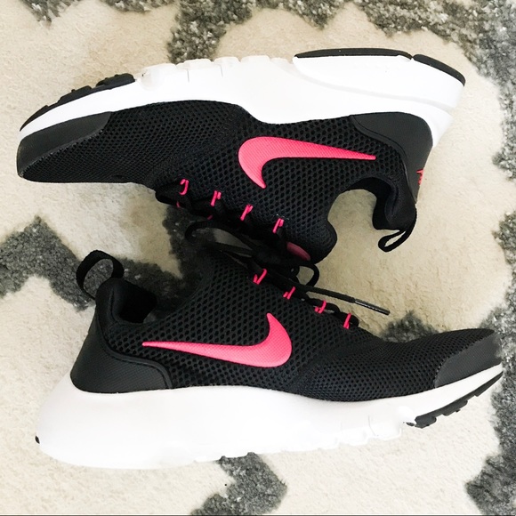 Nike kids presto fly shoes - Picture 2 of 3